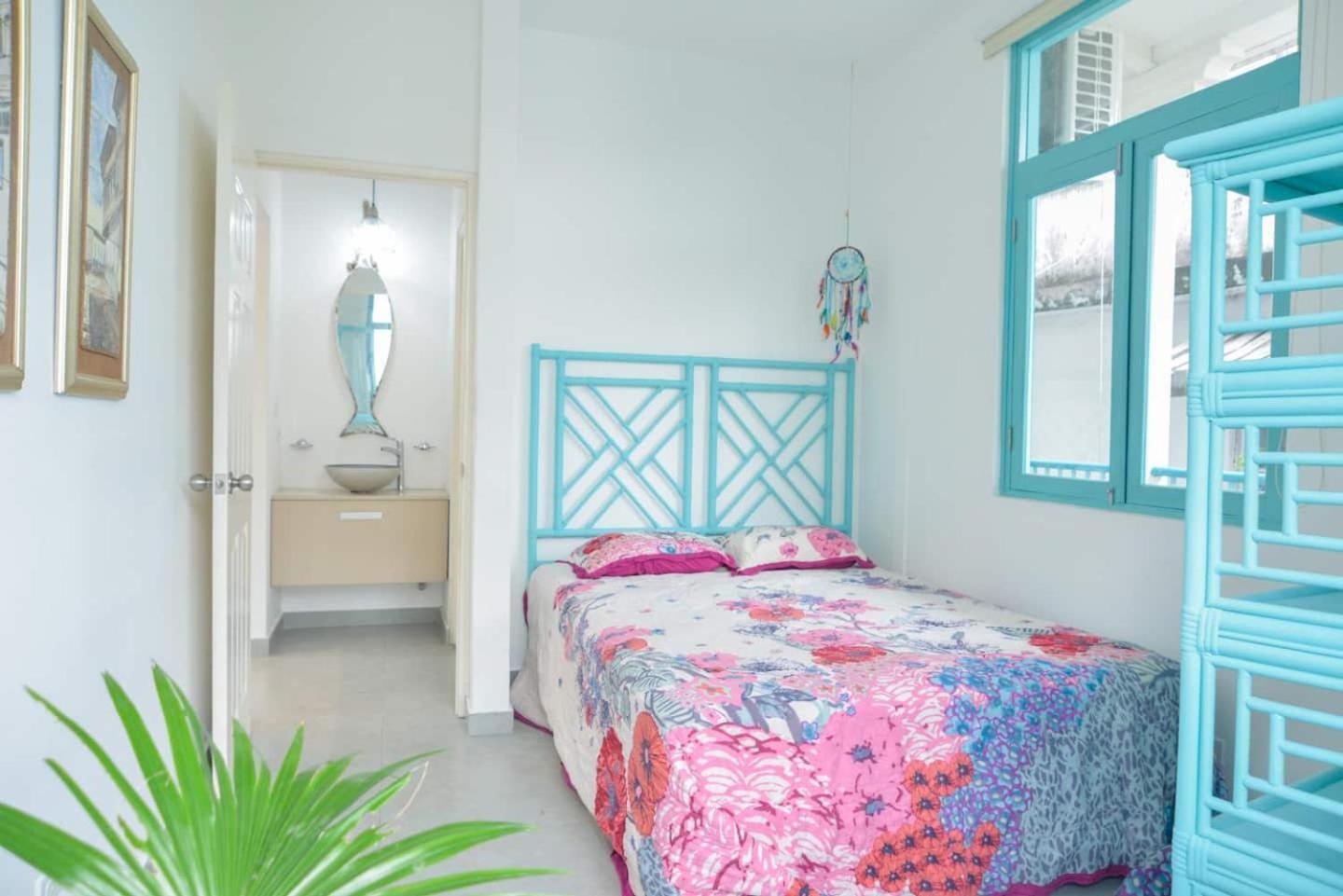 Bocas Style Apartment - Casco Viejo Panama City Exterior photo